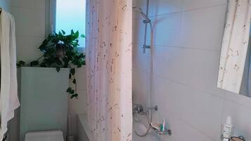 Apartment, 1 Bedroom | Bilik Mandi