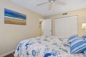 2 bedrooms, free WiFi, bed sheets - 771 Queens Grant @ Palmetto Dunes | Nautical Charm | Spacious Deck | Partial Lagoon Views | (Hilton Head Island)