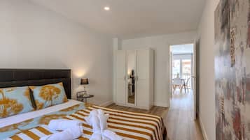 2 chambres, fer et planche à repasser