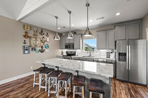 Fridge, microwave, oven, stovetop - Bolivar 3BR | Spacious Deck | Mins to the Beach (Port Bolivar)