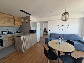 Apartment, 3 Bedrooms, Smoking, Balcony | Dining room - Spacious 3 Bedroom Apartment With Balcony and AC in Castellón (Castelló de la Plana)