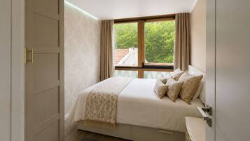 1 bedroom, internet, bed sheets