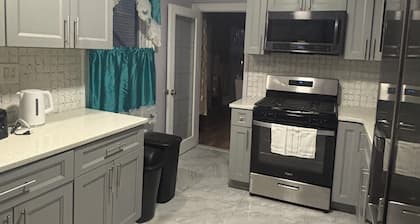 beautiful and spacious apartment with AC
