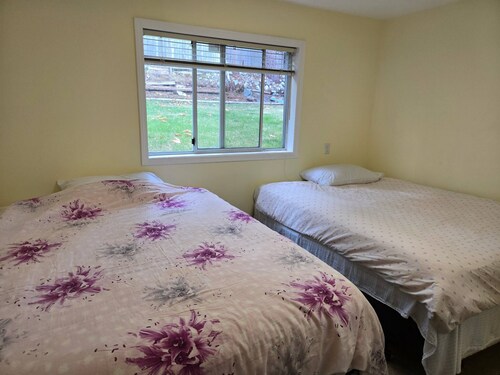 Room-hammond bay House Separate Rooms