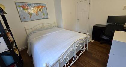 Room-hammond bay House Separate Rooms