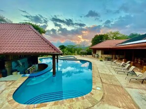 Pool - Villa 11 Toucan Valley Jungle Resort (Ciudad Cortés)