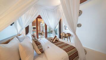 Deluxe Double Room | Desk, free WiFi, bed sheets