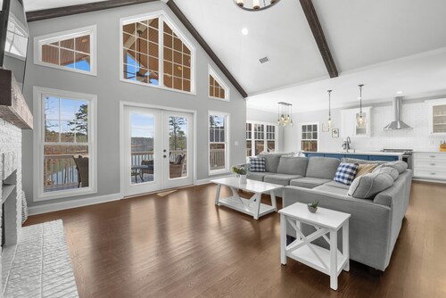 Lake Keowee Waterfront Home w/ Private Beach, Dock, Firepit  /  5BR Near Clemson