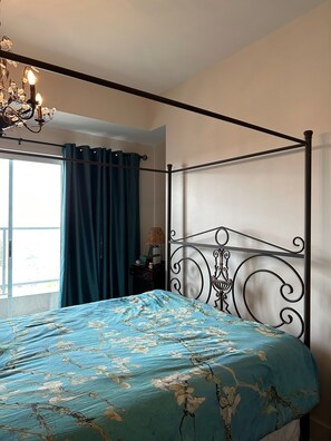 2 chambres, fer et planche Ă repasser, Wi-Fi, draps fournis