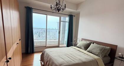 Charming 2-Bedroom Penthouse, Steps to Dow's Lake & Little Italy's Best