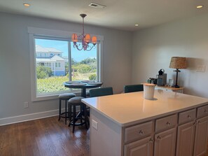 Dining - Welcome to Selah by the Sea, your perfectly located Bald Head Island escape (Bald Head Island)