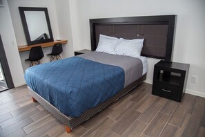 Room - Mr. W | 2BR Large Apartment Pool+Amenities (Zapopan)