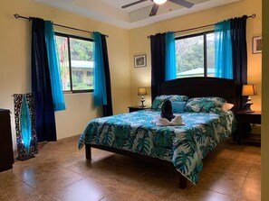 2 bedrooms, iron/ironing board, bed sheets - Villa 31B Toucan Valley Jungle Resort (Ciudad Cortés)