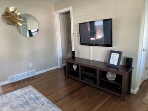 Interior - 3-bedroom house less than 3 miles from Mayo Clinic. (Rochester)