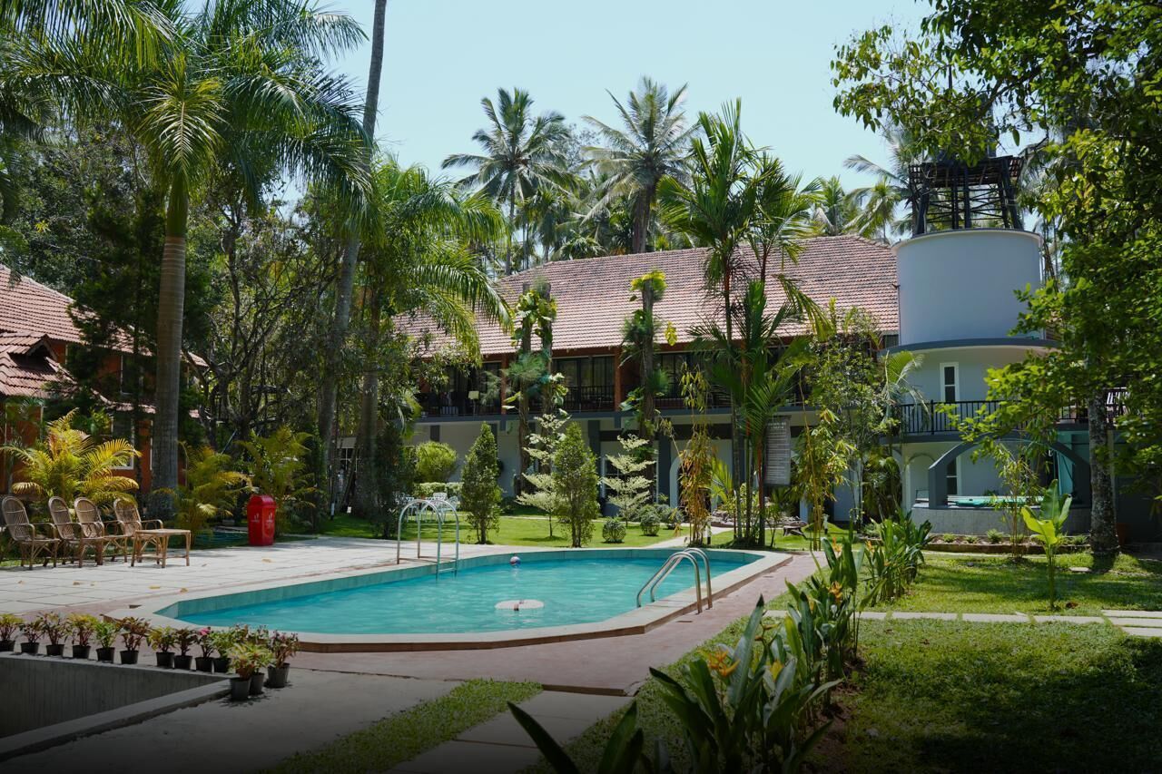Outdoor pool