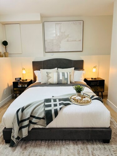 Central, comfortable, and quiet retreat