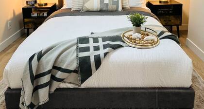 Central, comfortable, and quiet retreat