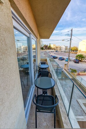 Apartment - Charming Marsaskala Stay Balcony Seafront Walks (Marsaskala)