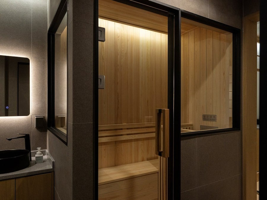 Suite | Pemandangan dari bilik