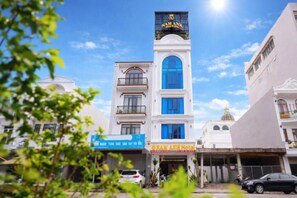Classic Studio, Balcony, City View | Exterior - Nam Anh Hotel Lai Chau (Lai Chau)