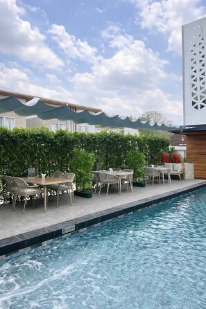 Outdoor pool - Diamond Hotel Buriram (Buriram)
