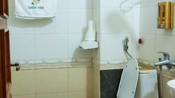 Studio – classic, balkong, byutsikt | Bad