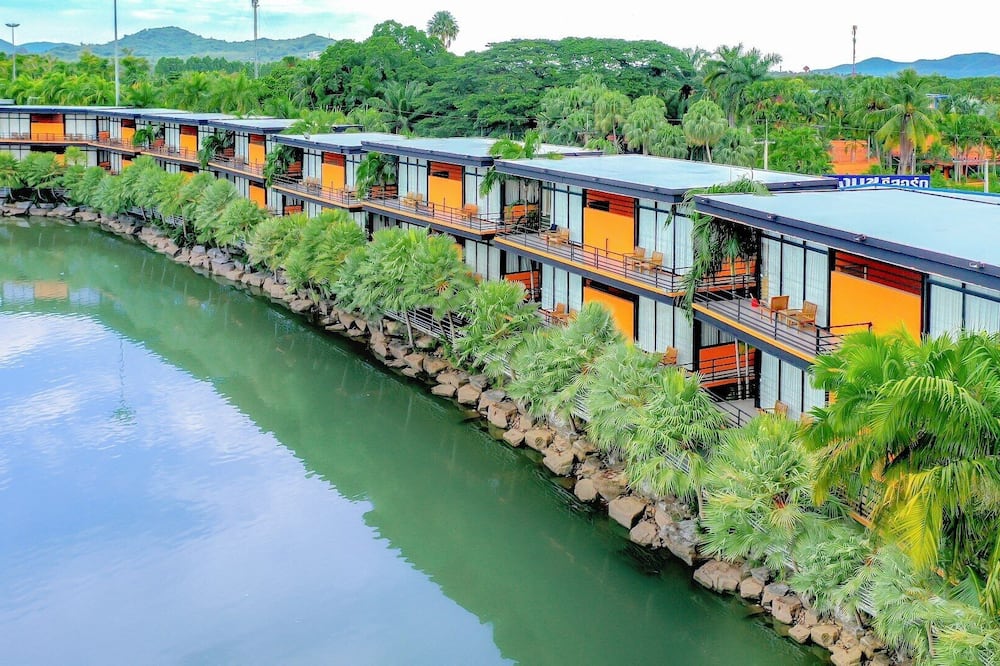 Nongnooch Lakeside Pattaya
