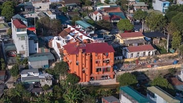 Estúdio clássico, sacada, vista para a cidade | Vista aérea