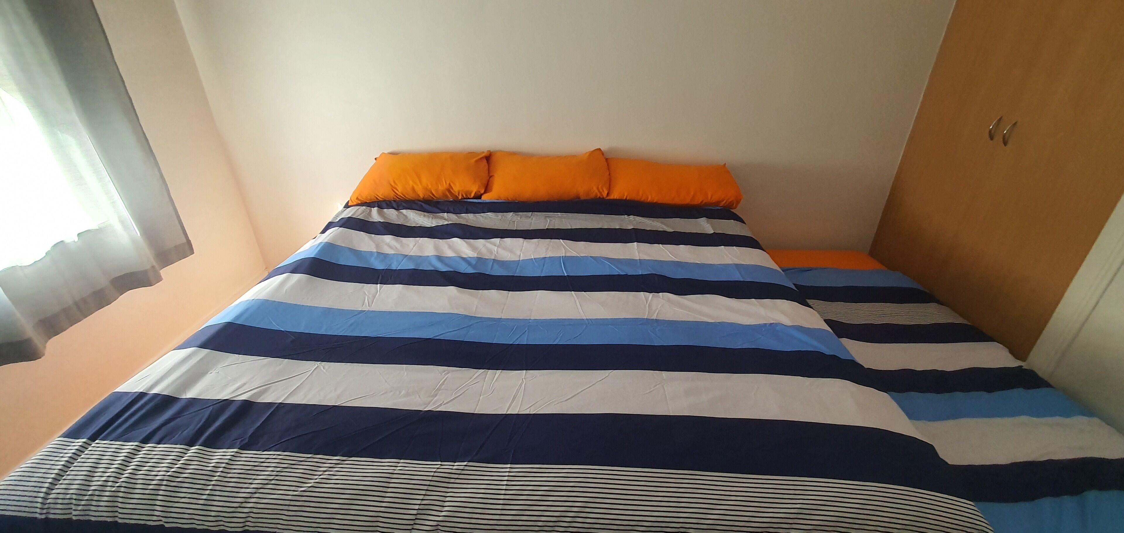 2 bedrooms