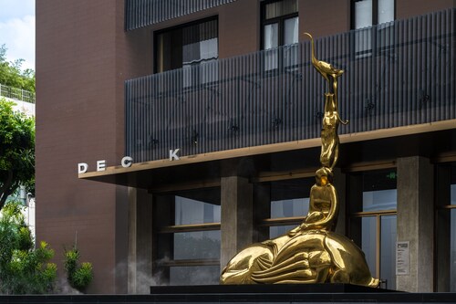 Industrial Luxury Hotel