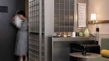 Classic Condo | Interior