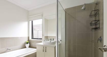 Comfort and Space in Lara’s Family Friendly Home