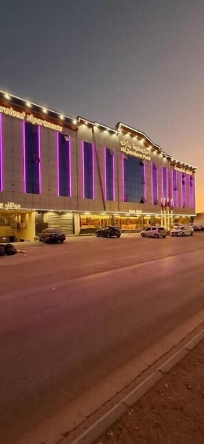 Exterior - Al Jawhara Park (Riyadh)