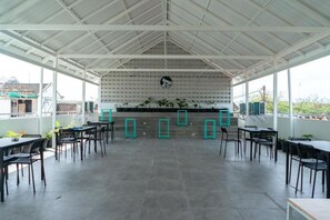 Unclassified image, 5 of 11, button - Bobobox Pods Malioboro (Yogyakarta)