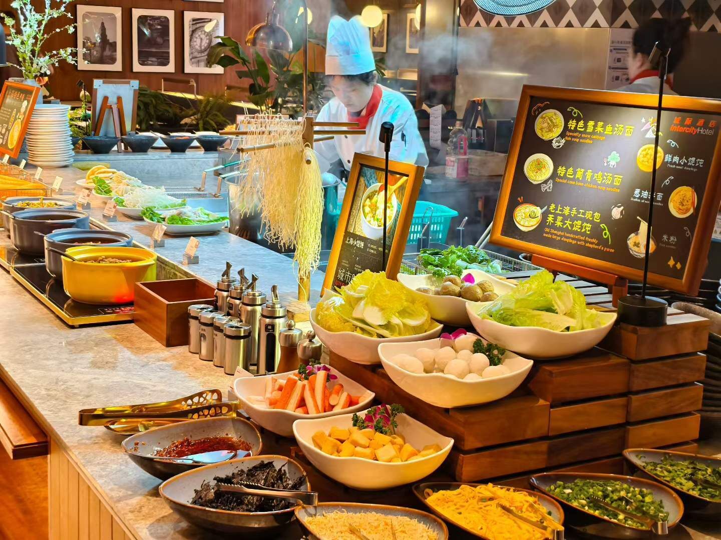 Bữa sáng buffet