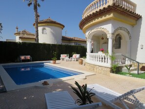 Pool - Honduras beautiful house with private pool in Miami-Platja! (Mont-roig del Camp)