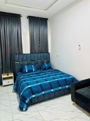 4 chambres, fer et planche Ă repasser, Wi-Fi, draps fournis