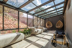 Interior - Château Sedona, Views, Spa, Decks, Theater (Sedona)