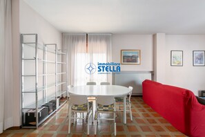 Interior - Villa del Sole - Spacious penthouse with large terrace (Jesolo)
