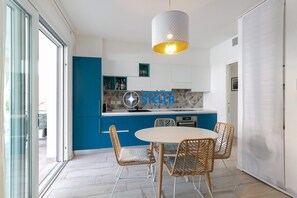 Dining - < Bala Blu > 3room apt w/Pool (Lido di Jesolo)