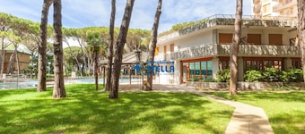 "Residence Pineta" w/Beach place and Parking included