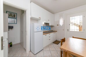 Cookware/dishes/utensils - Villa Vanna [bilocale] °P.zza Torino* (Jesolo)