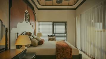 Kahden hengen premium-huone, 1 suuri parisänky, parveke