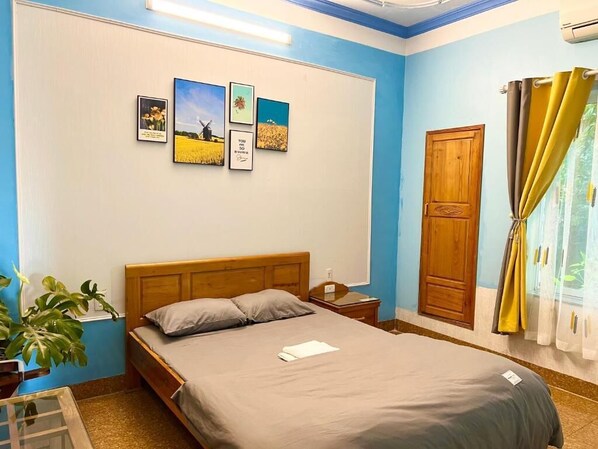 Studio cơ bản, ban công, quang cảnh thành phố