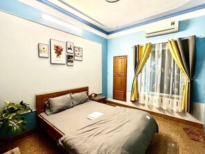 Studio cơ bản, ban công, quang cảnh thành phố