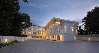 HOTEL SALKARA CHAVAKKAD