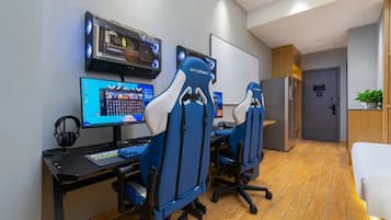 Comfort tweepersoonskamer, uitzicht op stad | Businesscentrum