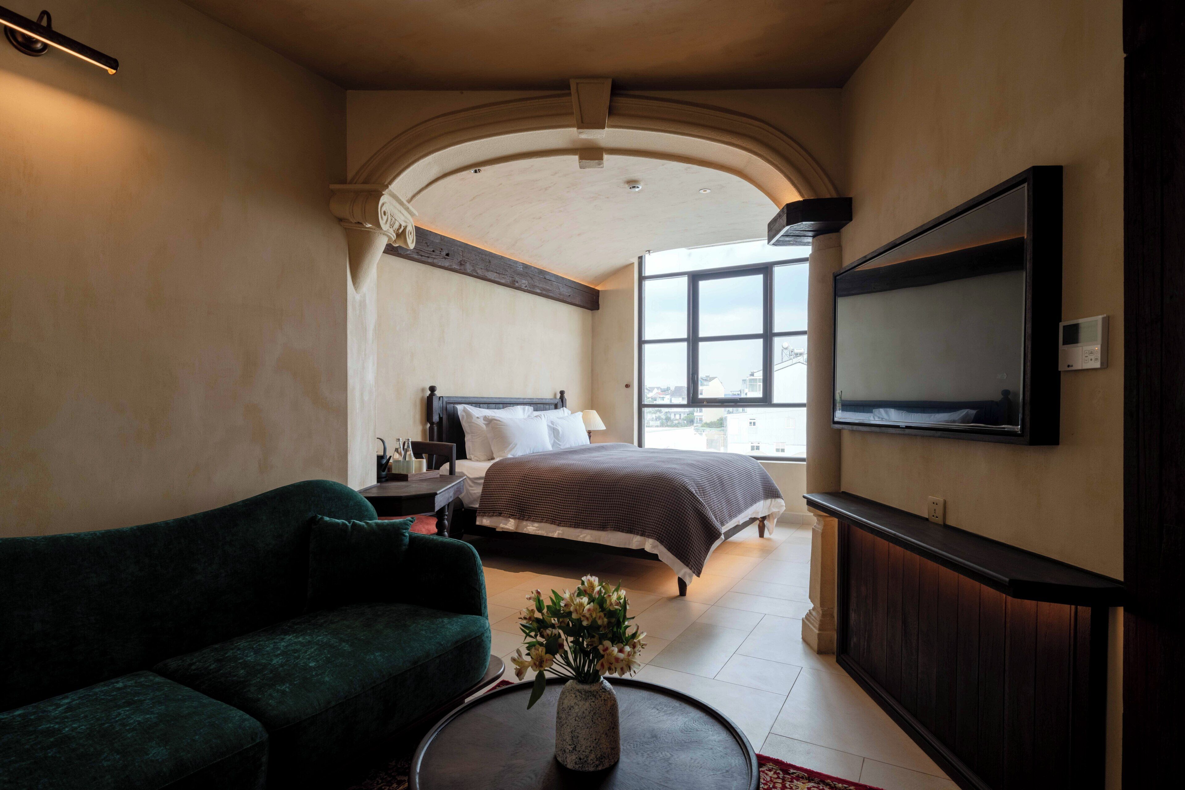 Fantaisie Cityscape Room