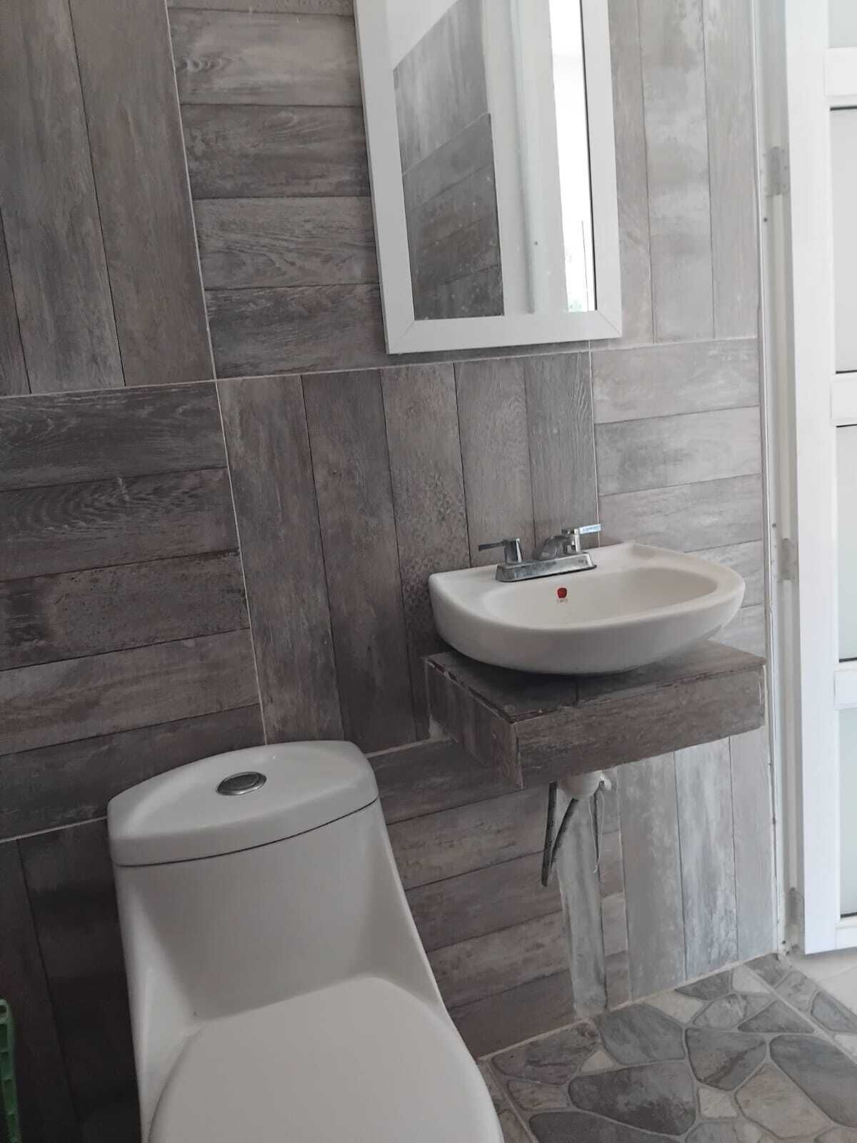 Habitación doble Confort, vista al lago | Baño
