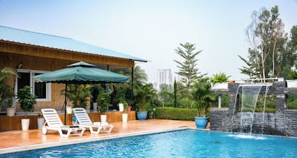 Alaya Stays Aurea 4 BHK Farm With Pool